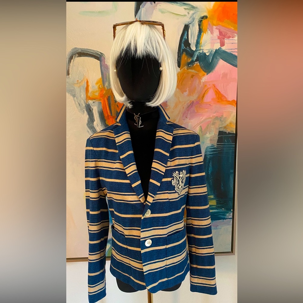 Ralph Lauren Blazer NWT. Color Blue /Beige. Tags included.